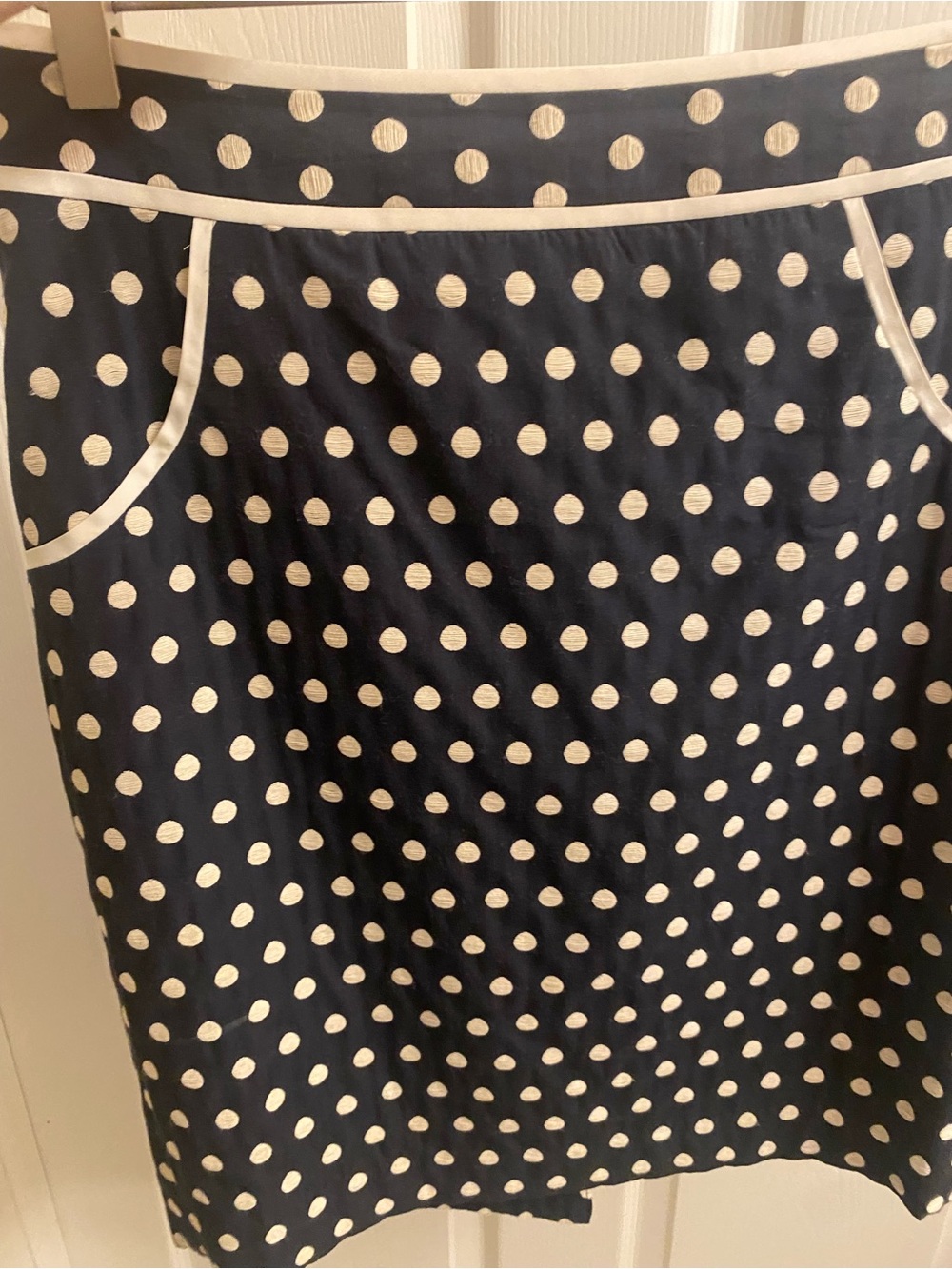 The Limited Navy Polka Dot Pencil Skirt with White Trim size 4